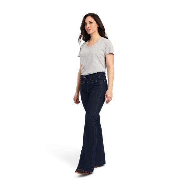 A Woman in a High Rise Alexa Jeans