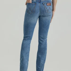 Ladiea high rise bootcut jean light wash