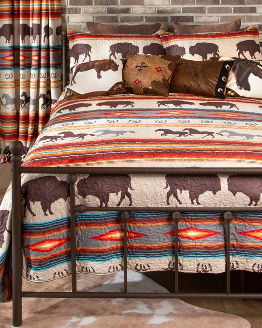 BUFFALO AND HORSE QUILT SET