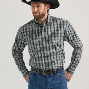 WRANGLER® GEORGE STRAIT™ LONG SLEEVE BUTTON DOWN TWO POCKET SHIRT