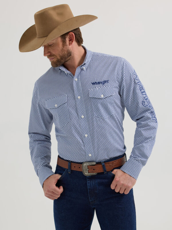 Wrangler® Logo Long Sleeve Shirt - Buttons 112355382