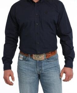 A man wearing jeans and a black shirt.