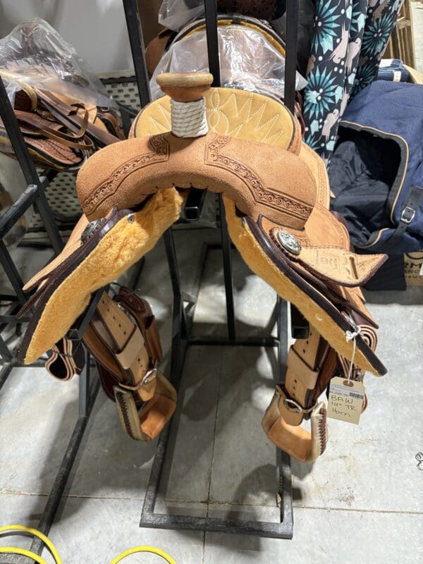 Breakaway Calf Roper  w/ Team Roper Horn - 14036 - Image 2