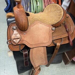 Team Roping Saddle