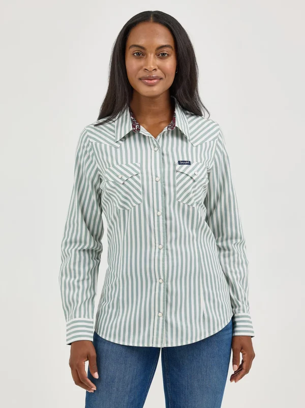 Women's Wrangler All Occasion Western Snap Shirt 112367183