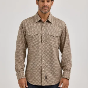 Men's Wrangler® Retro® Premium Long Sleeve Western Snap Printed Shirt - 112368222