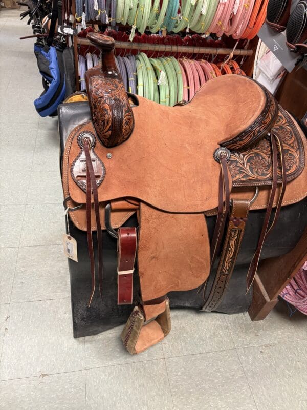 Team Roping Saddle