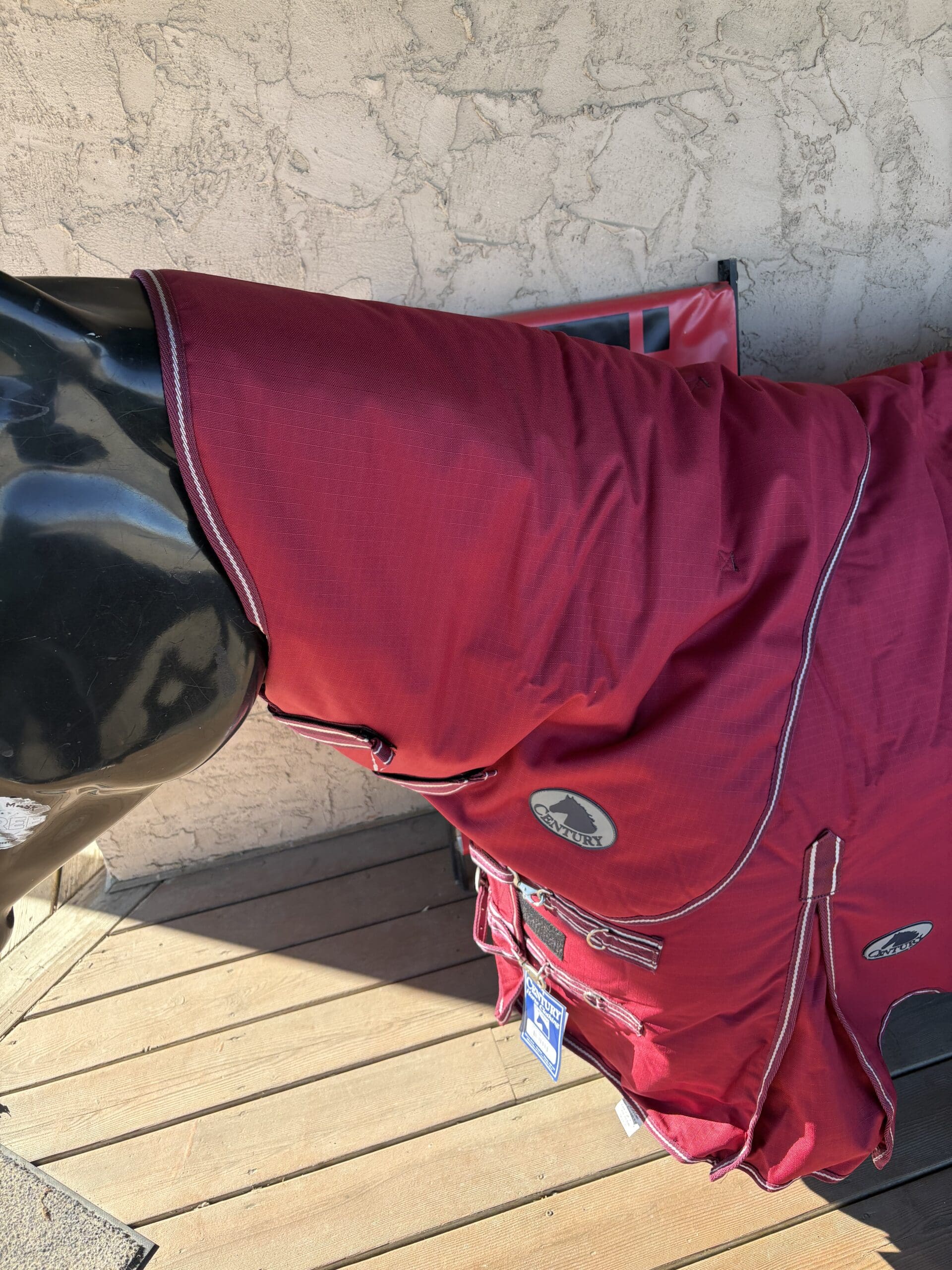 CENTURY ULTIMATE SEAMLESS WATERPROOF WINTER HOOD