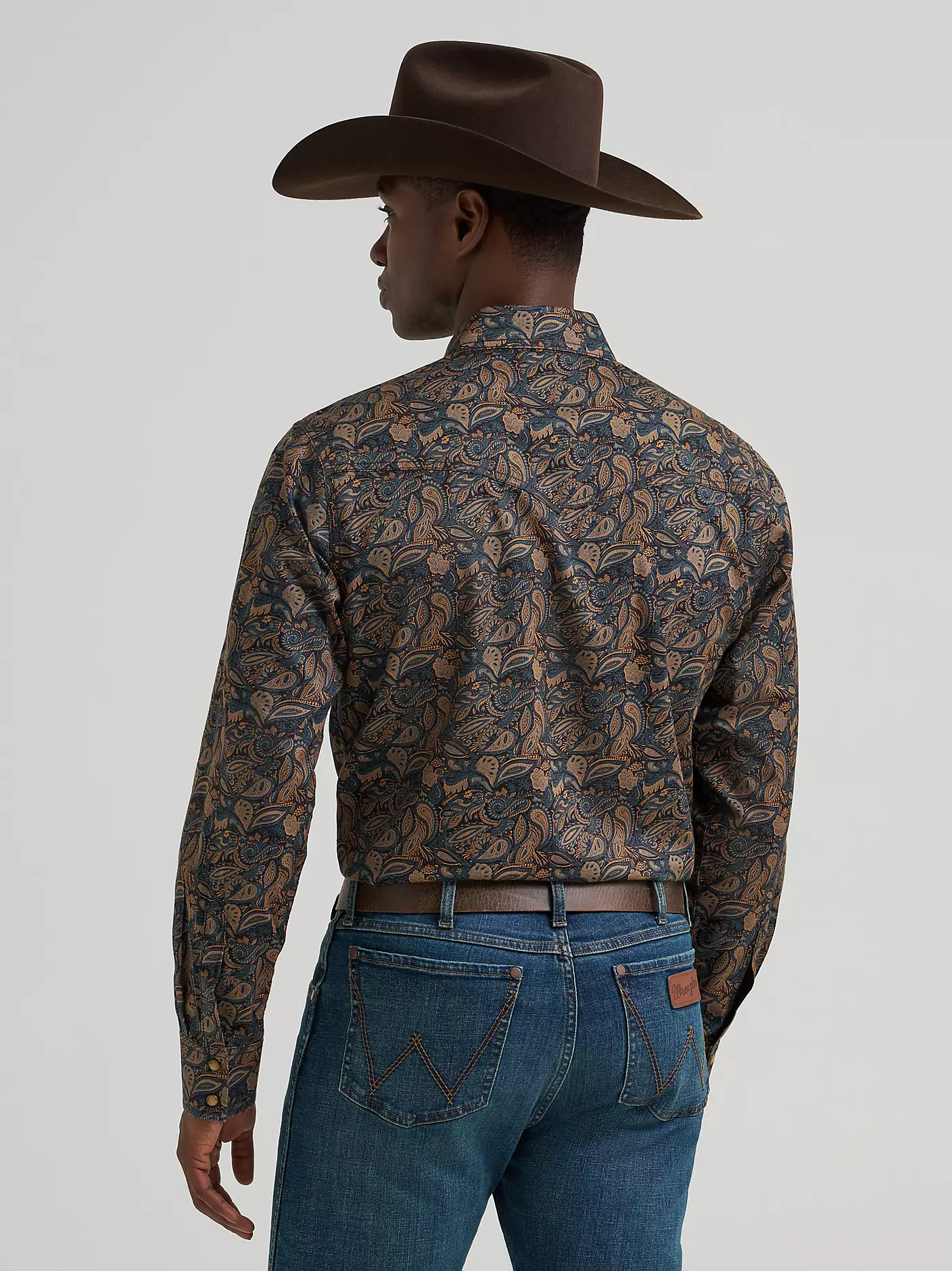 Men's Wrangler Retro® Premium Long Sleeve Western Snap Printed Shirt