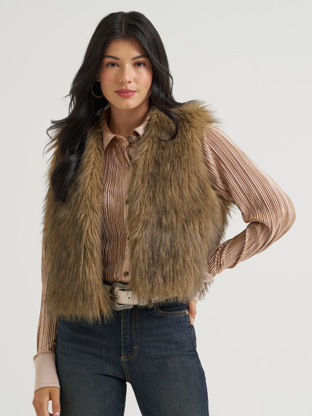 LAINEY WILSON FUR VEST 112382832
