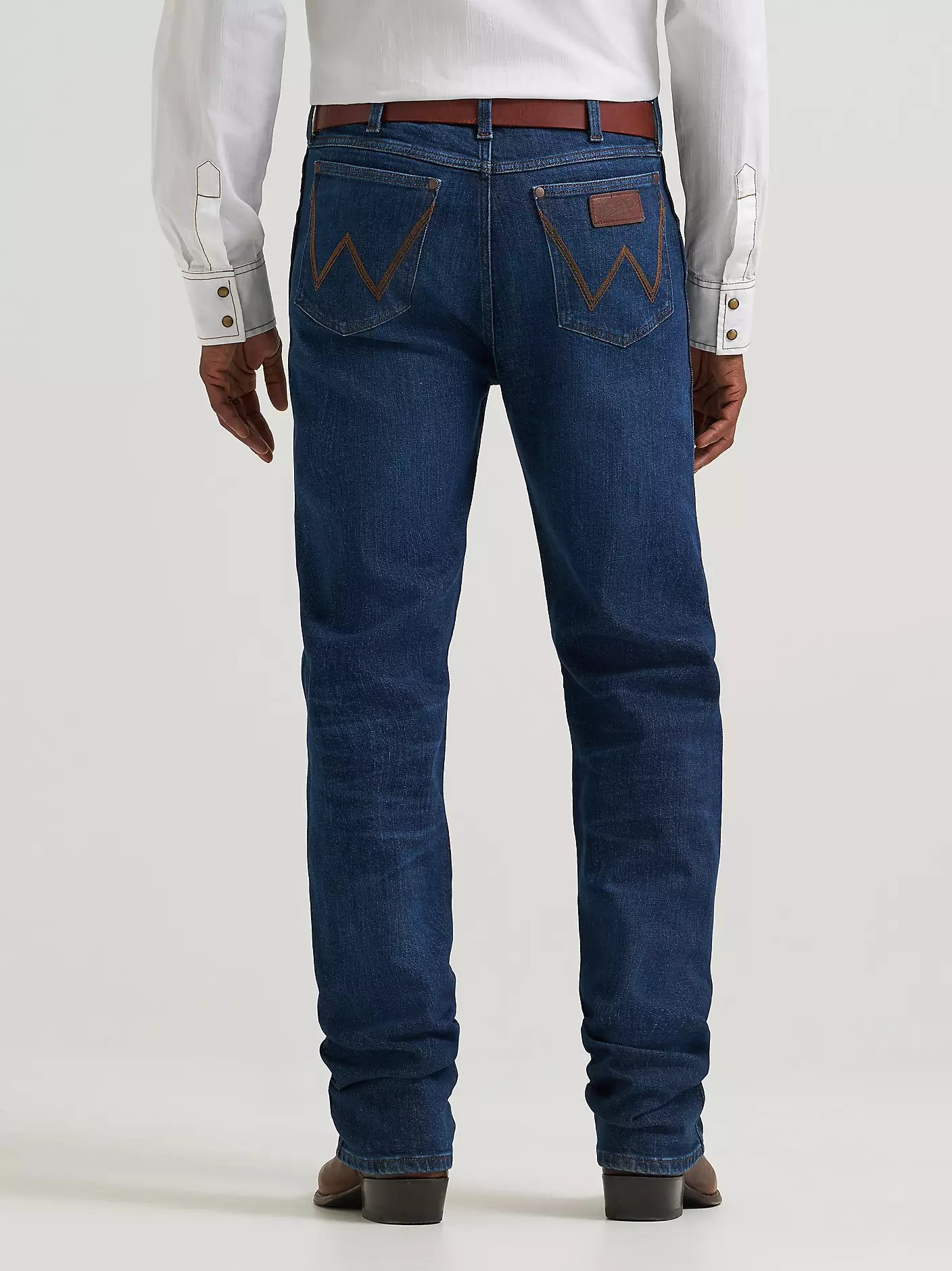 Wrangler retro slim straight jeans Canada